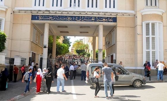 الدخول الجامعي 2025/2024 : أزيد من مليون و800 ألف طالب يلتحقون بالجامعات عبر مختلف ولايات الوطن