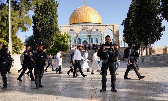 فلسطين: مستوطنون صهاينة يقتحمون المسجد الأقصى المبارك