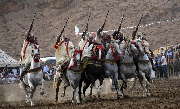 غليزان: توافد كبير للزوار على الوعدة السنوية للولي الصالح سيدي أمحمد بن عودة