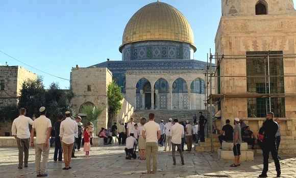 فلسطين: عشرات المستوطنين الصهاينة يقتحمون المسجد الأقصى المبارك