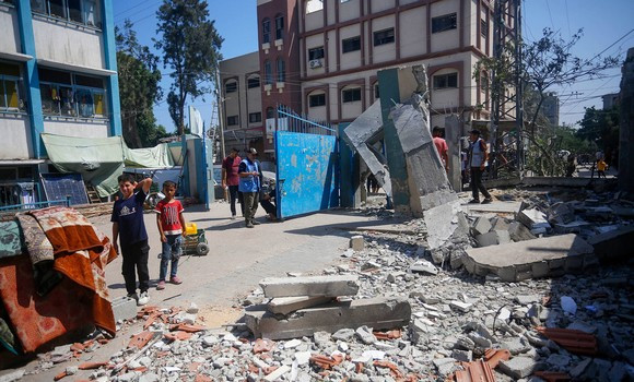 ​Ghaza: Conditions  »horribles » pour 15.000 personnes déplacées à l’école de Deir al Balah 