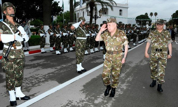 Le Général d’Armée Saïd Chanegriha en visite de travail à la 1e Région militaire à Blida