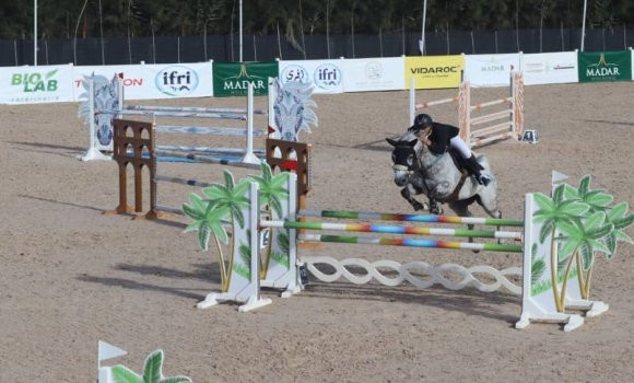 Equitation/Concours national de saut d’obstacles: le cavalier Benbakhti du club Hippique El- Moughit d’Oran s’adjuge le grand prix une étoile à Tipaza   