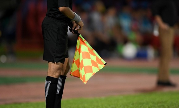 Foot/Saison 2024-2025: séminaire pour les arbitres à Oran et Annaba