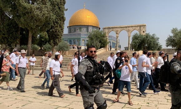 ​Palestine: des dizaines de colons sionistes prennent d’assaut l’esplanade de la mosquée Al-Aqsa 