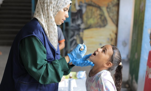 ​La campagne de vaccination anti-polio se déplace dans le nord de Ghaza 