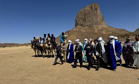 Tamanrasset: Didouche appelle les opérateurs à contribuer à la réussite de la saison touristique saharienne