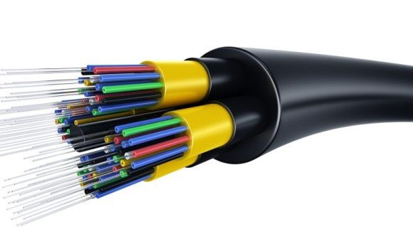 Internet: plus de 1,5 million de foyers connectés au FTTH