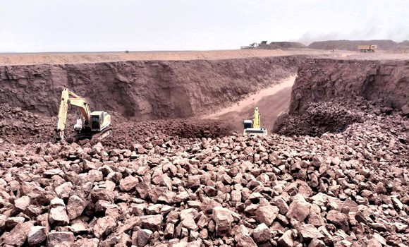 Mines: nécessité de réaliser les projets miniers structurants à la vitesse maximale