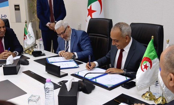 Algérie Télécom-APRUE: signature d’un protocole d’accord visant à promouvoir l’efficacité énergétique