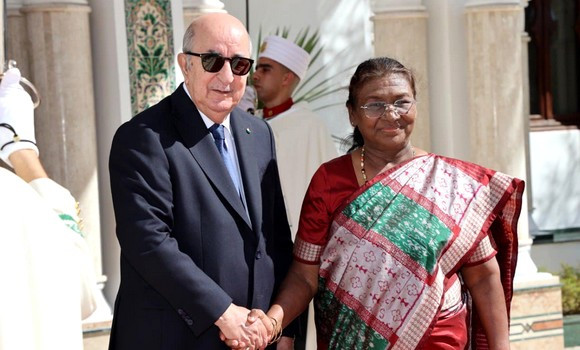 Le Président de la République réserve un accueil officiel à son homologue de l’Inde