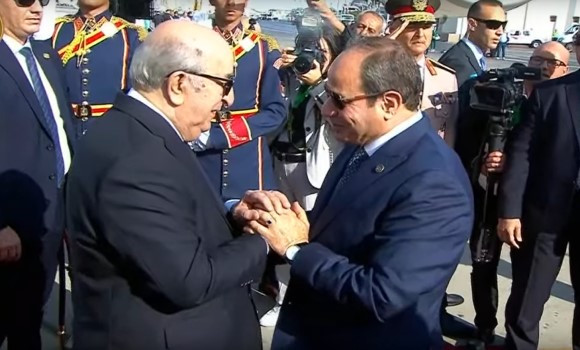 Arrivée du Président de la République en Egypte pour une visite de travail et de fraternité