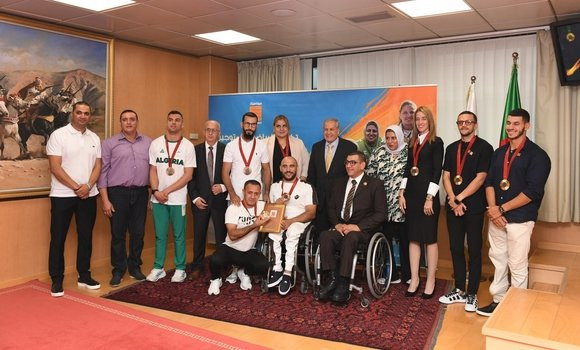 Sonatrach récompense les athlètes médaillés lors des Jeux Paralympiques-2024