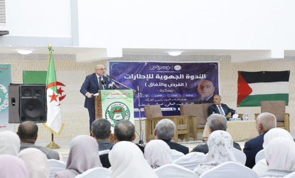 Hassani Cherif appelle la classe politique à défendre les acquis obtenus par l’Algérie depuis l’indépendance