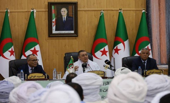 Merad préside la cérémonie d’installation du nouveau wali de Bordj Badji Mokhtar