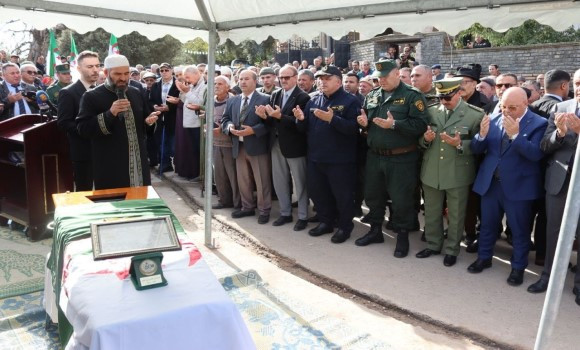 Tizi-Ouzou: enterrement du moudjahid et ami de la Révolution Villar Raphaël  Luc à Larbaâ Nath Irathen