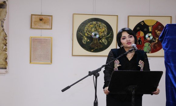 « La conférence des oiseaux », une exposition de toiles de Nawal Bellal ouverte à Alger