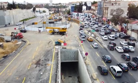 Alger: M. Rabhi inspecte les travaux d’extension des trémies souterraines à Bir Mourad Raïs