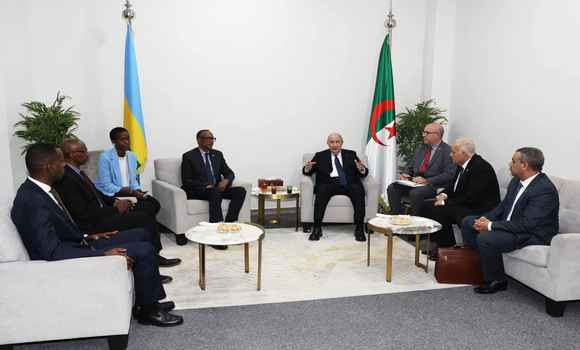 Entretien élargi entre le président de la République et son homologue rwandais à Nouakchott