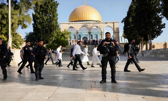 ​El-Qods occupée: la mosquée Al-Aqsa de nouveau envahie par des colons sionistes extrémistes 