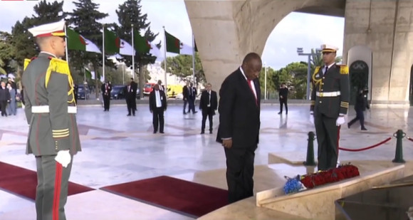 Le Président sud-africain se recueille à la mémoire des martyrs de la Guerre de libération nationale